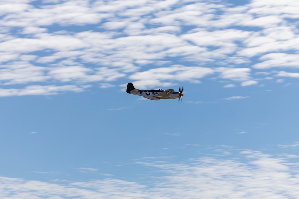 Miramar 2022 Airshow: F-22 Raptor/ P-51D Mustang 9/24