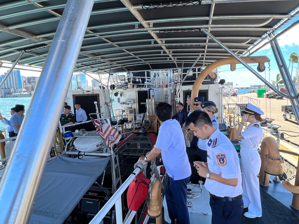 Vietnamese Delegation visits U.S. Coast Guard Cutter Joseph Gerczak (WPC 1126)