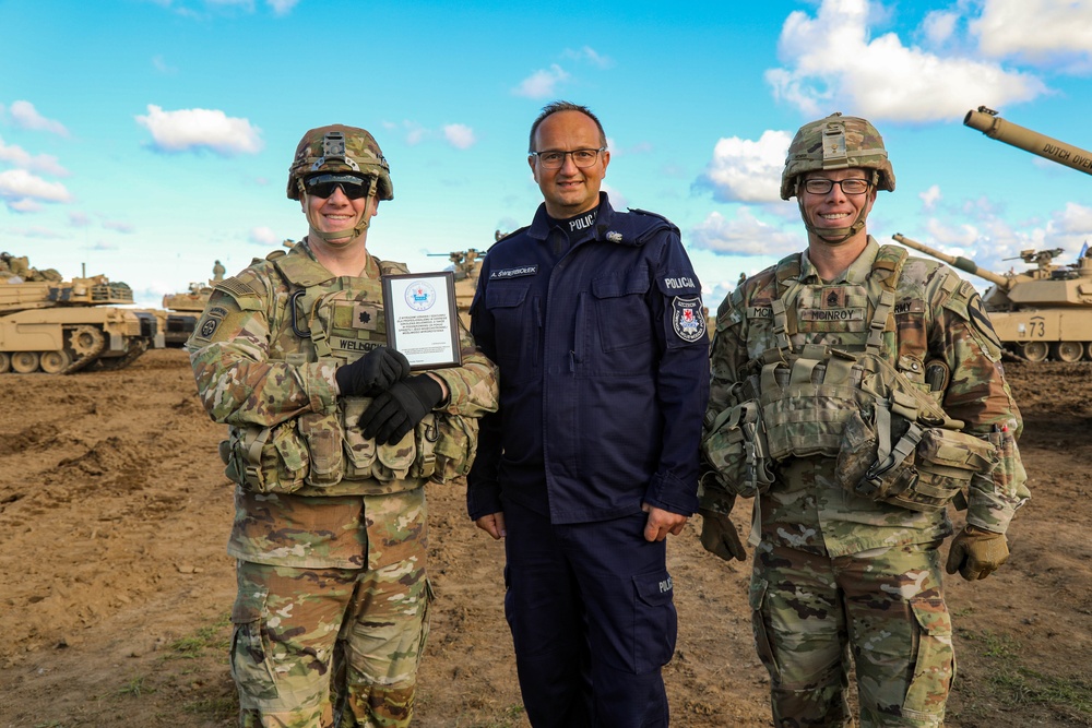 2-7 Cavalry Regiment Meets With First Responders and Cadets