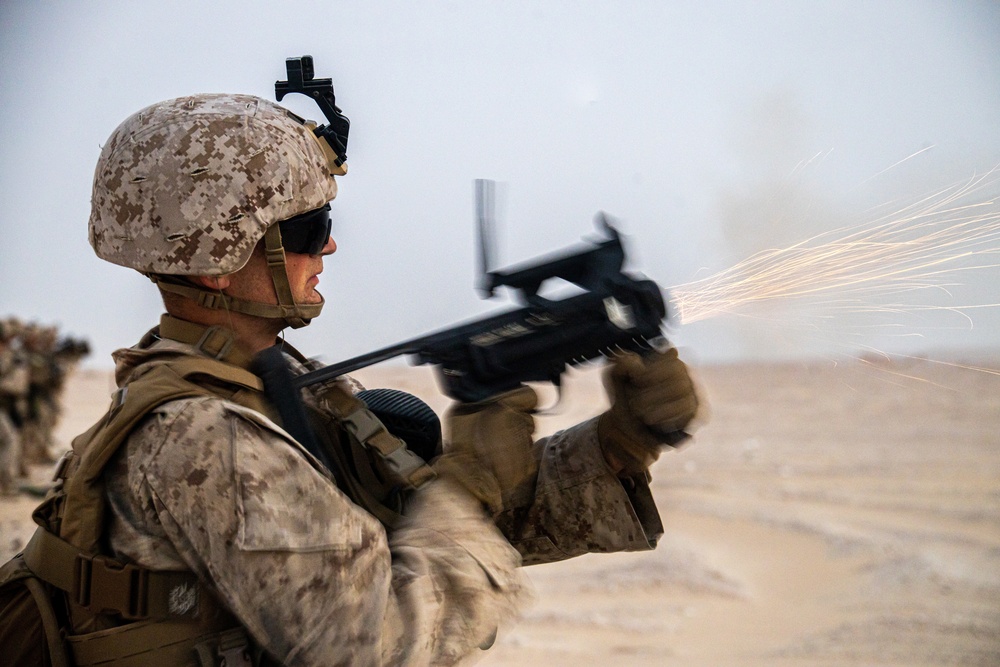 U.S. Marines conduct live-fire range during Intrepid Maven 22.4