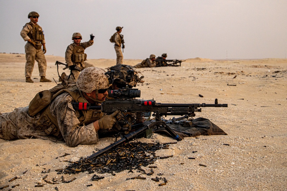 U.S. Marines conduct live-fire range during Intrepid Maven 22.4