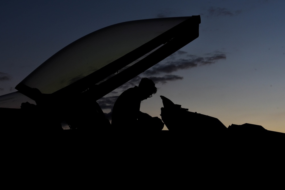 Spangdahlem Aircrew conduct Night flying