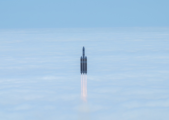 VANDENBERG'S FINAL DELTA IV HEAVY LAUNCHED TODAY