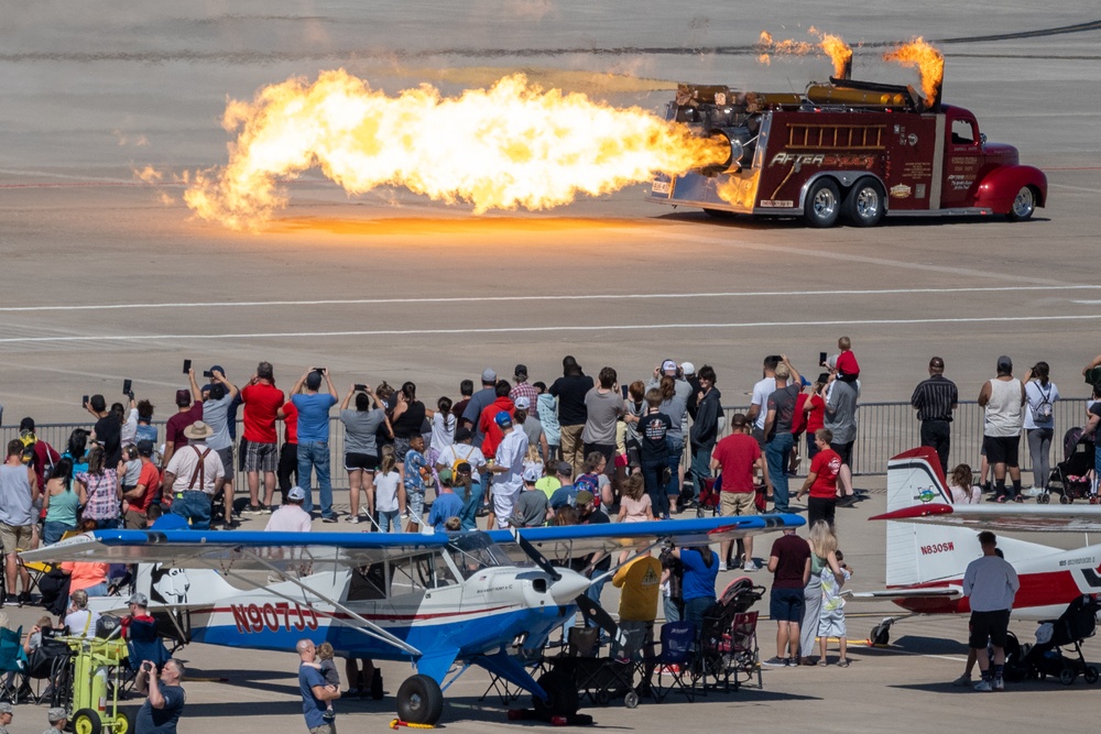 Spectators enjoy McConnell's Frontiers in Flight Air Show