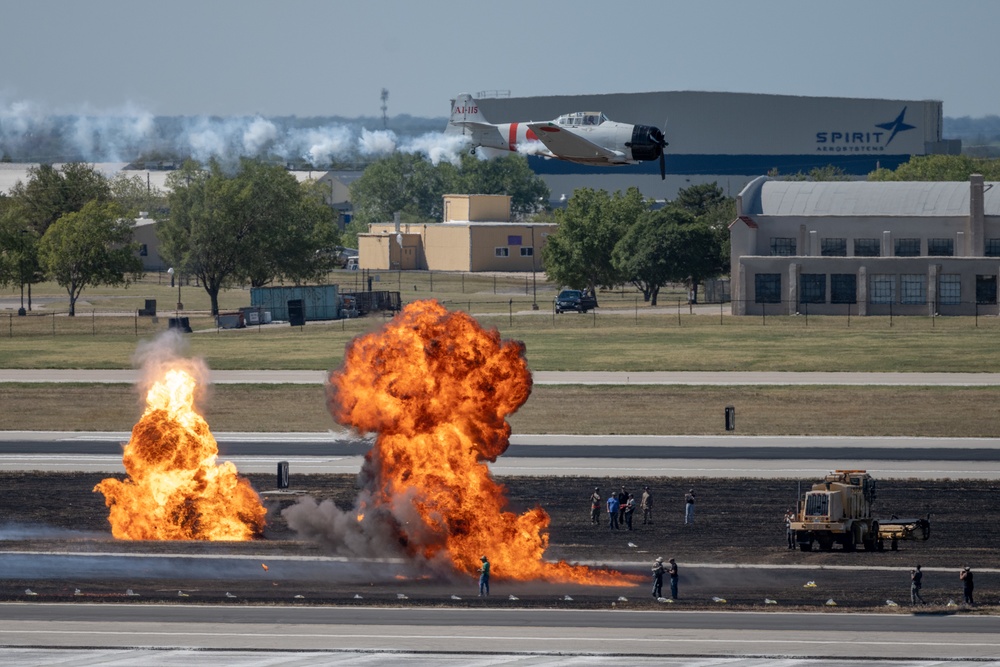 Spectators enjoy McConnell's Frontiers in Flight Air Show