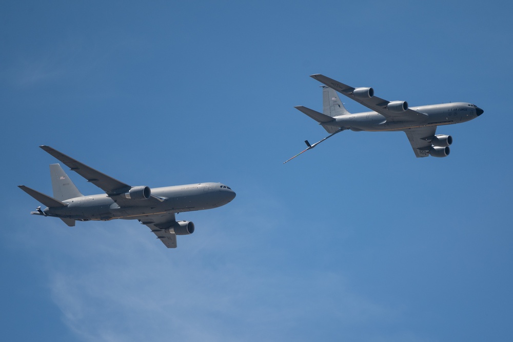 Spectators enjoy McConnell's Frontiers in Flight Air Show