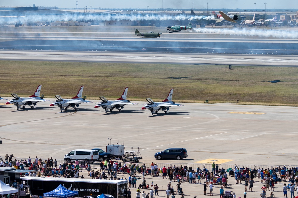 Spectators enjoy McConnell's Frontiers in Flight Air Show