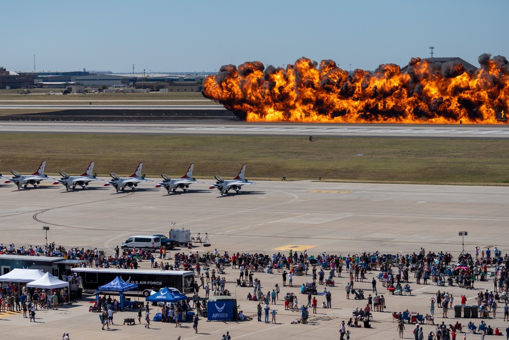 Spectators enjoy McConnell's Frontiers in Flight Air Show