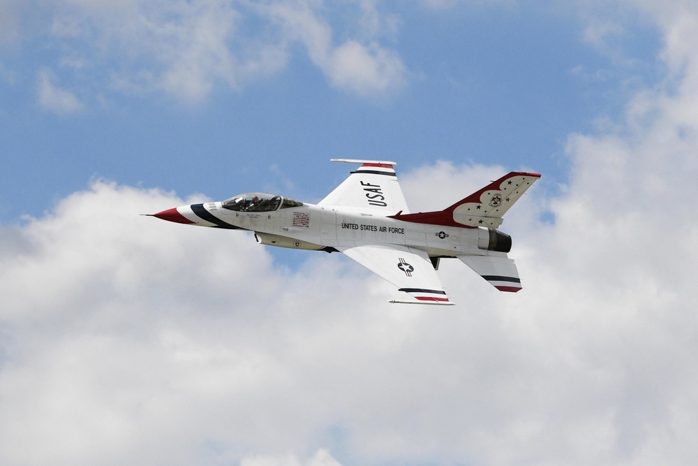 Grand Forks AFB hosts Northern Thunder Air and Space Expo