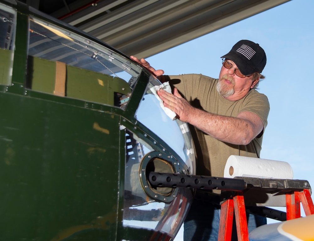 Volunteers keep historic bomber flying