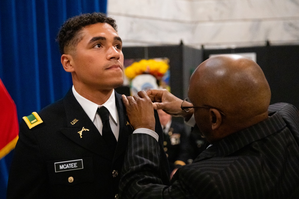 Kentucky National Guard welcomes newest officers