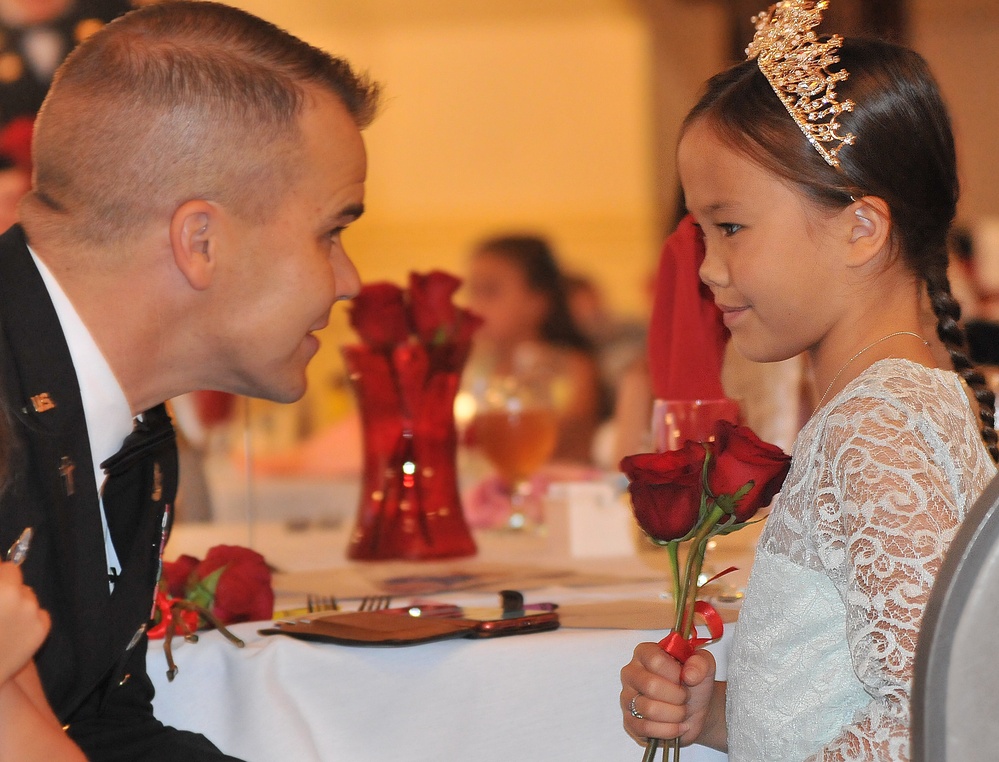 Father-daughter ball builds family bonds at Fort Lee