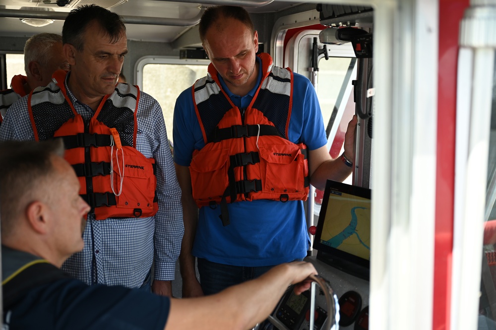178th Wing demonstrates Swift Water Rescue capability