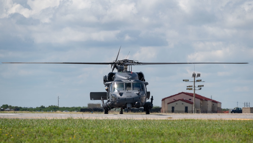 920th RQW relocates aircraft in preparation for Hurricane Ian