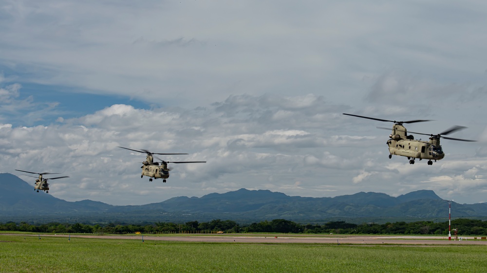 1-228 Aviation Regiment conducts multi-ship launch