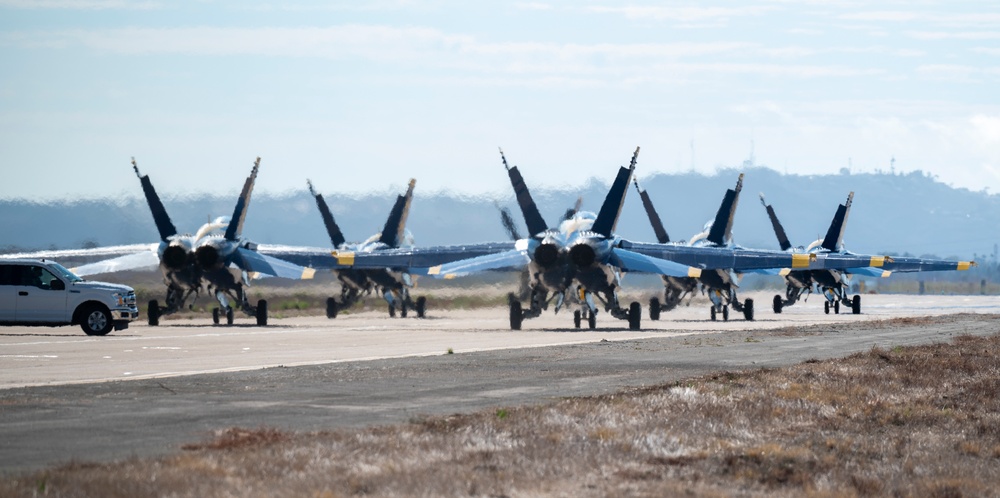 Miramar 2022 Airshow: Blue Angels 9/24