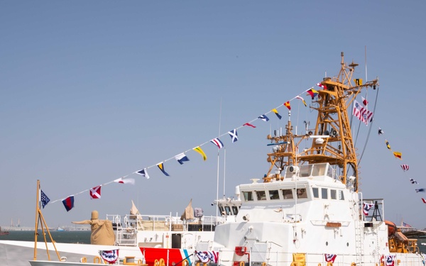 U.S. Coast Guard decommissions Bahrain-based USCGC Baranof