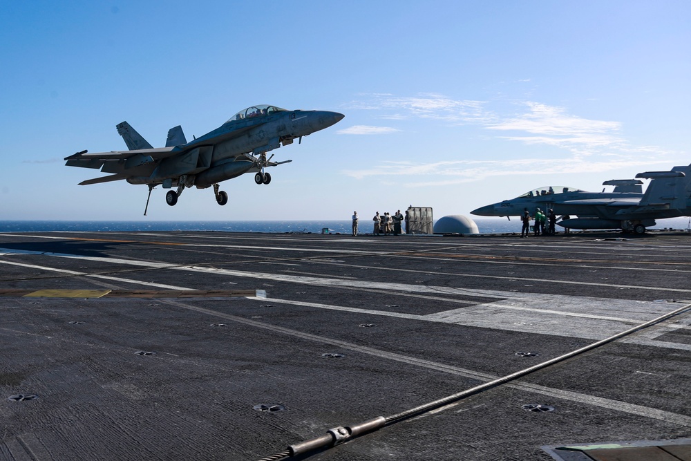 Abraham Lincoln conducts flight operations