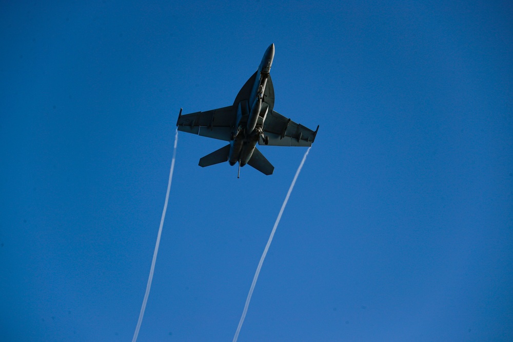 Abraham Lincoln conducts flight operations