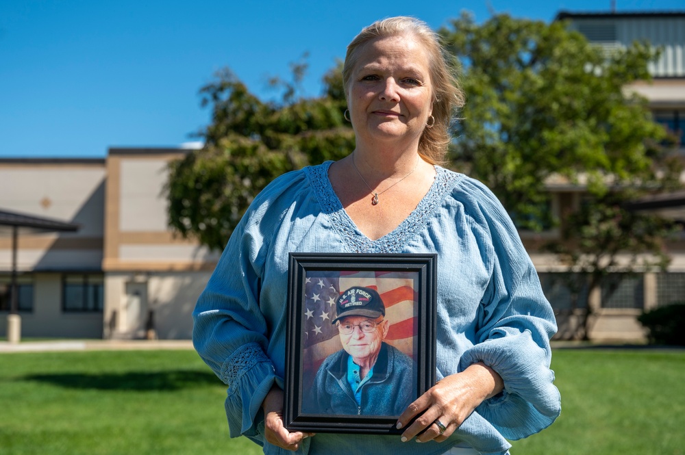 Born to be at Dover AFB: Civilian retires after 35 years at hospital where she was born