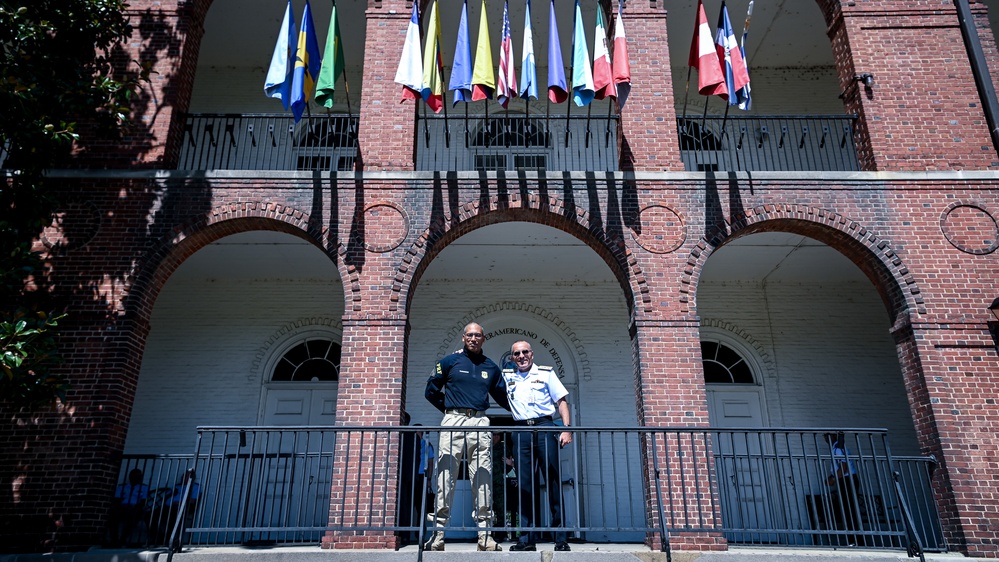 Brazilian Escola Superior de Defesa students visit the IADC