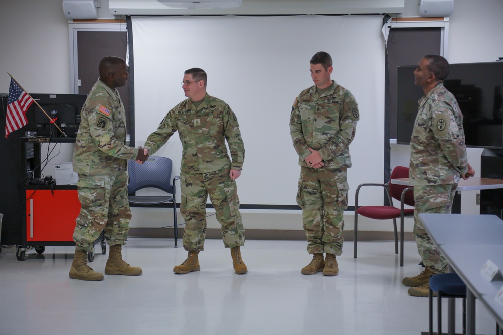 U.S. Army Surgeon General Visits Fort Campbell