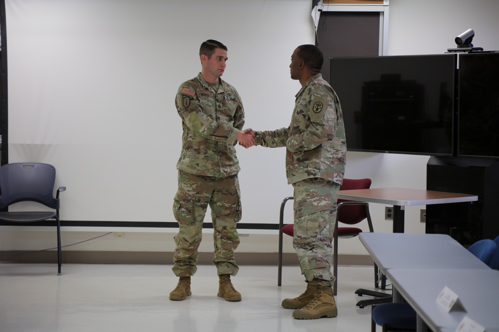 U.S. Army Surgeon General Visits Fort Campbell