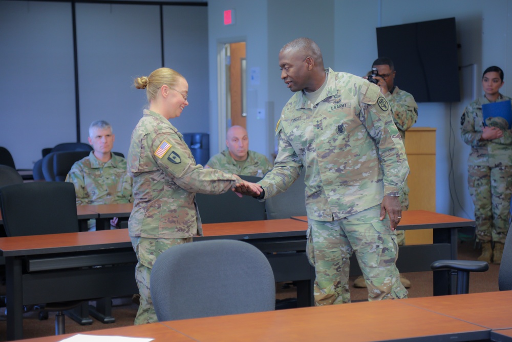 U.S. Army Surgeon General Visits Fort Campbell