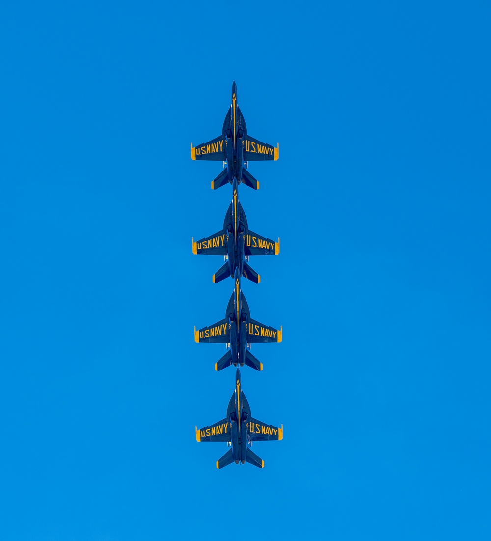 Miramar 2022 Airshow: Blue Angels 9/23