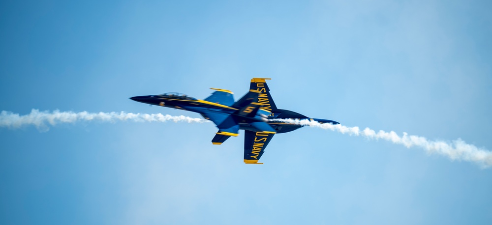 Miramar 2022 Airshow: Blue Angels 9/23