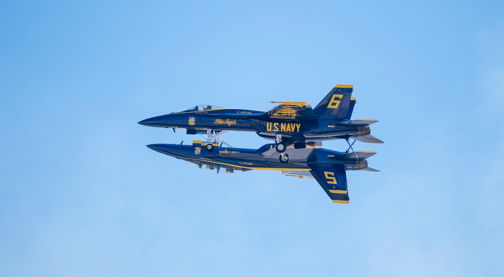 Miramar 2022 Airshow: Blue Angels 9/23