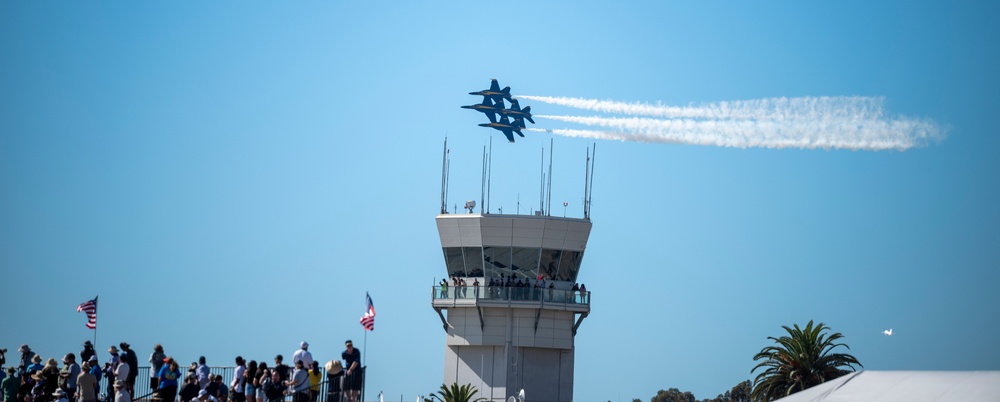 Miramar 2022 Airshow: Blue Angels 9/23