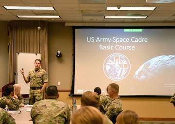 Army Space Cadre Basic Course strengthens relationship with U.K.