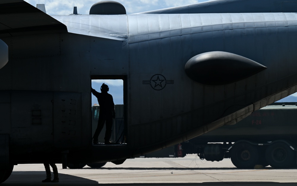 16th Air Force (Air Forces Cyber) commander flies a Compass Call