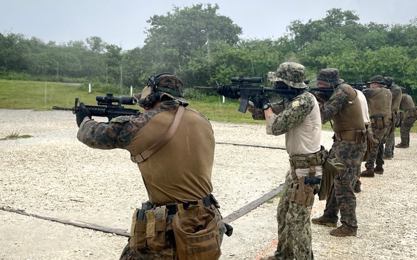 Maritime Expeditionary Security Group (MESG) 1 Training Evaluation Unit Live Fire training