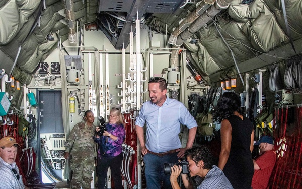 Local media invited to NAS JRB Fort Worth, toured aircraft