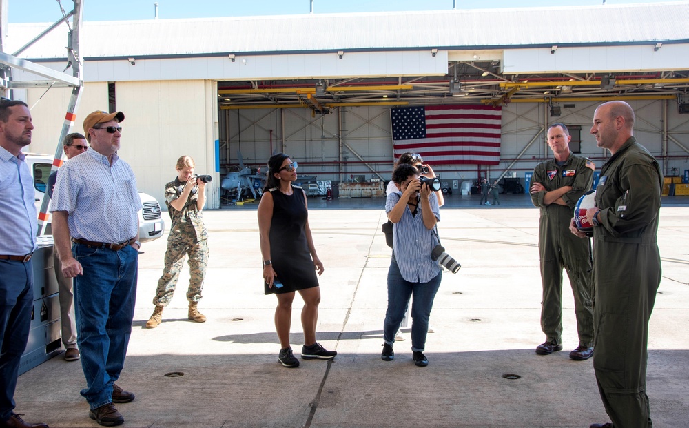 Local media invited to NAS JRB Fort Worth, toured aircraft