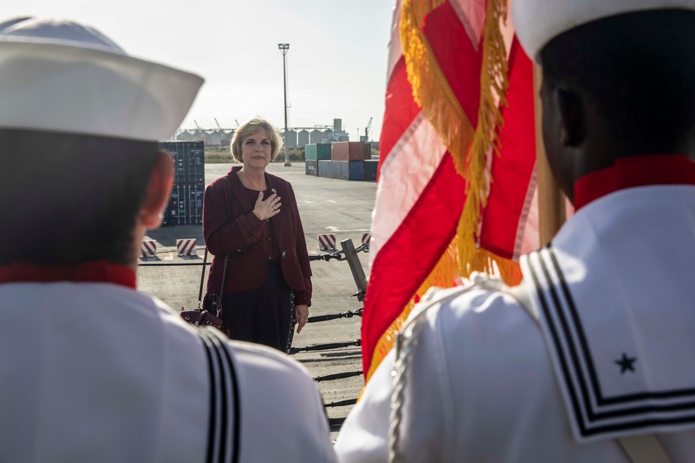 USS Farragut (DDG 99) Receives U.S. Diplomat