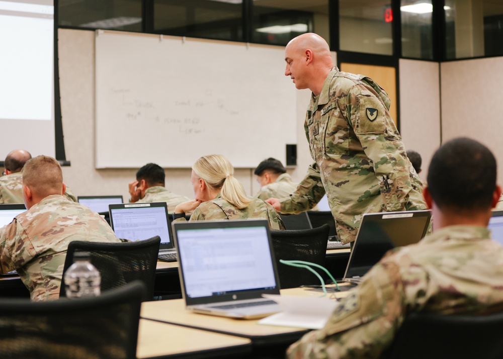 AMCOM fielding ‘system of systems’ tool to ADA Soldiers, bringing accuracy to readiness reporting