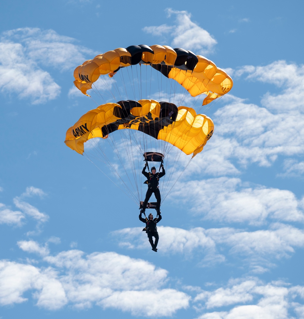 Miramar 2022 Air Show: Golden Knights 9/24