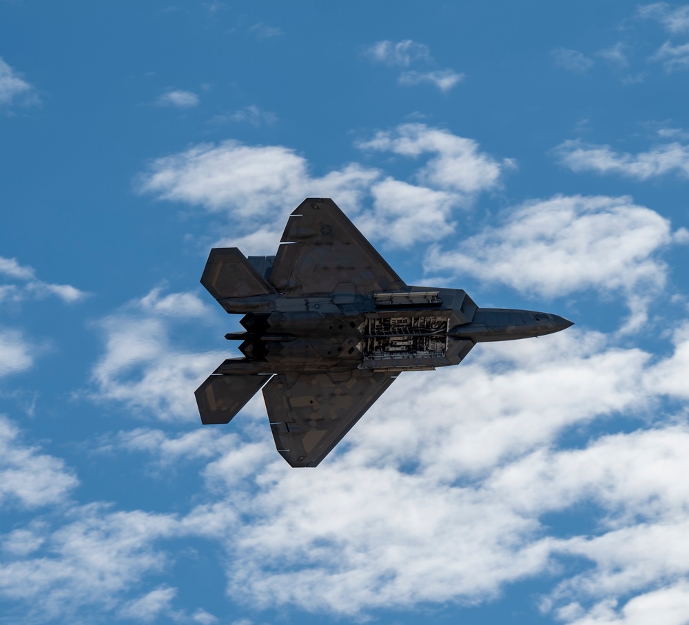 Miramar 2022 Airshow: F-22/P51D Heritage 9/24