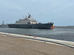 USS Minneapolis-Saint Paul Sorties to Avoid Hurricane Ian