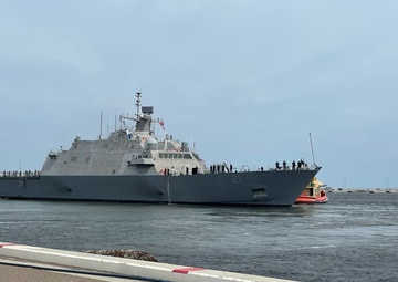 Jacksonville Sortie Area Ships and Aircraft Ahead of Hurricane Ian