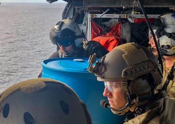 EODMU 5 conducts Floating Mine Response Training during MCSOFEX