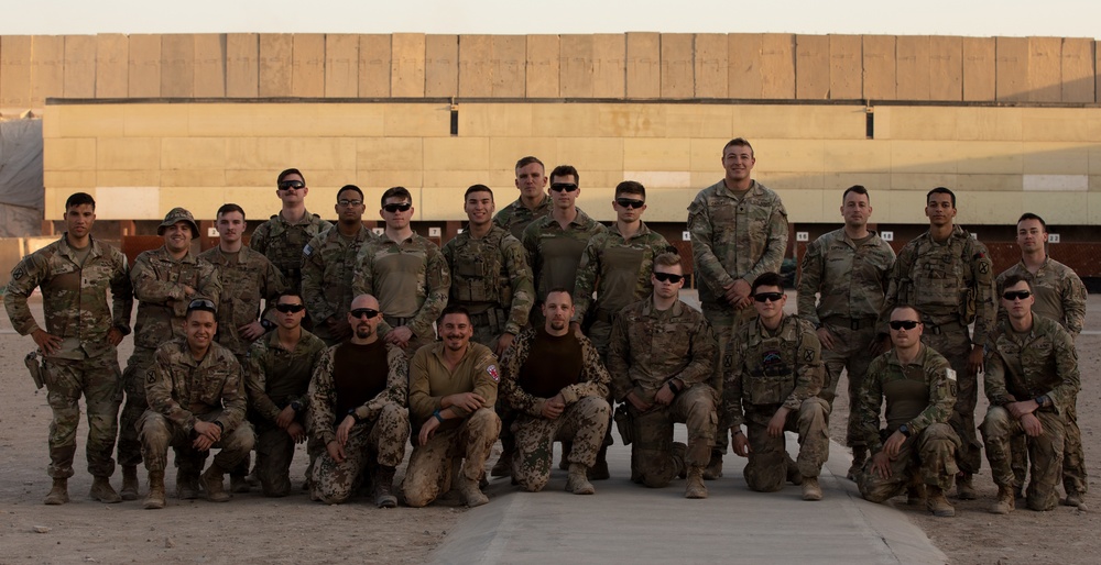 Combined Joint Task Force - Operation Inherent Resolve Task Force Conduct Schützenschnur