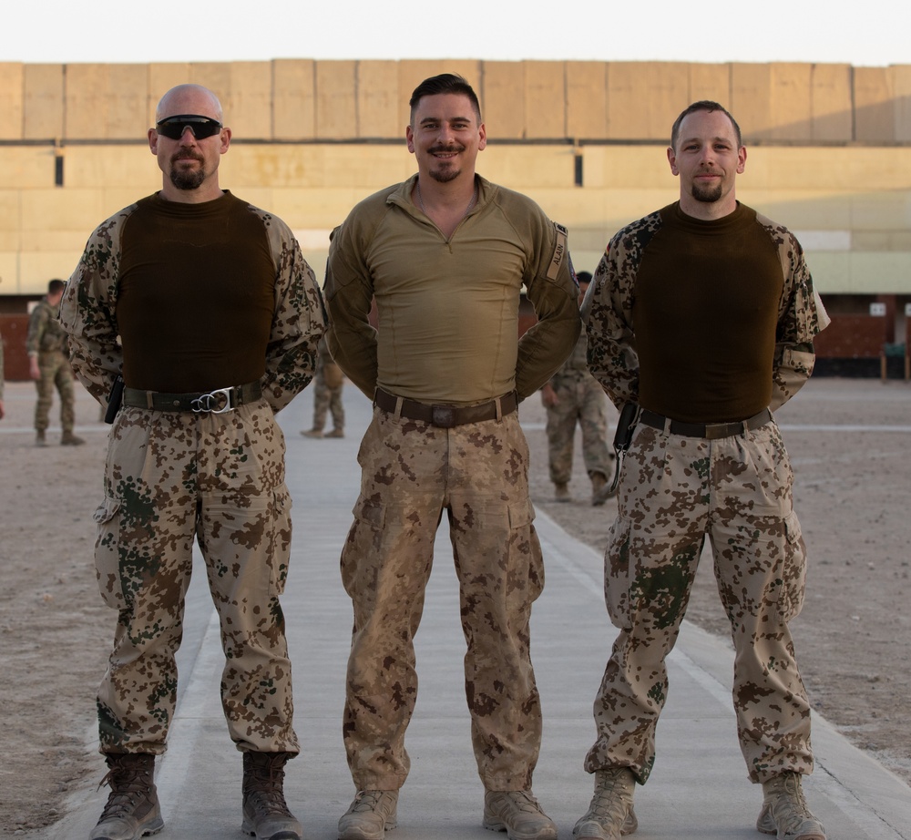 Combined Joint Task Force - Operation Inherent Resolve Task Force Conduct Schützenschnur