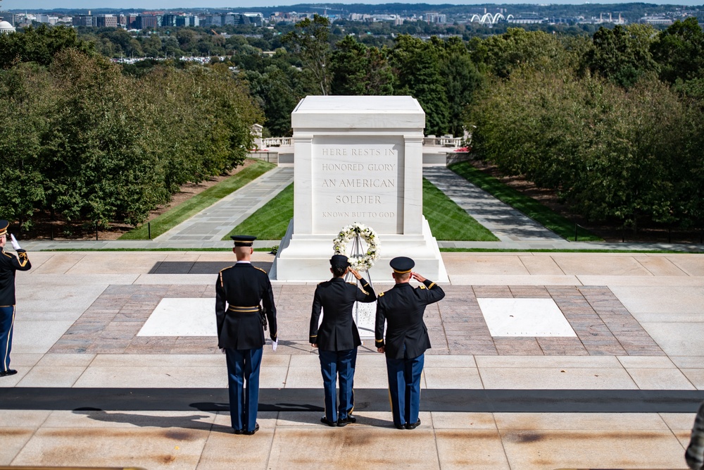 Office of the Provost Marshal General Conduct a Public Wreath-Laying Ceremony at the Tomb of the Unknown Soldier