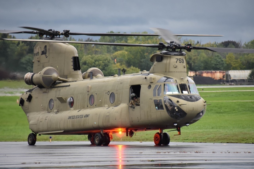 New York Army National Guard Ch-47F Chinook Helicopters head for Florida