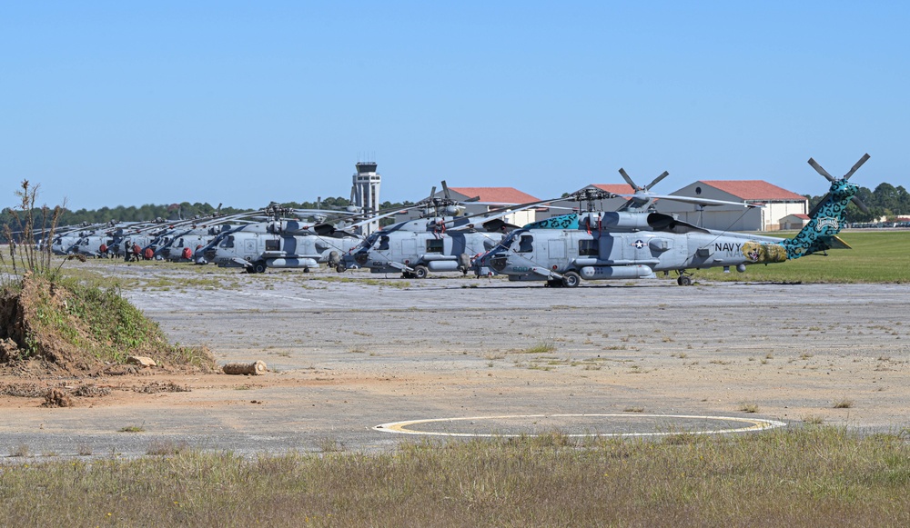 28 MH-60R Seahawks hurrevac to Maxwell AFB