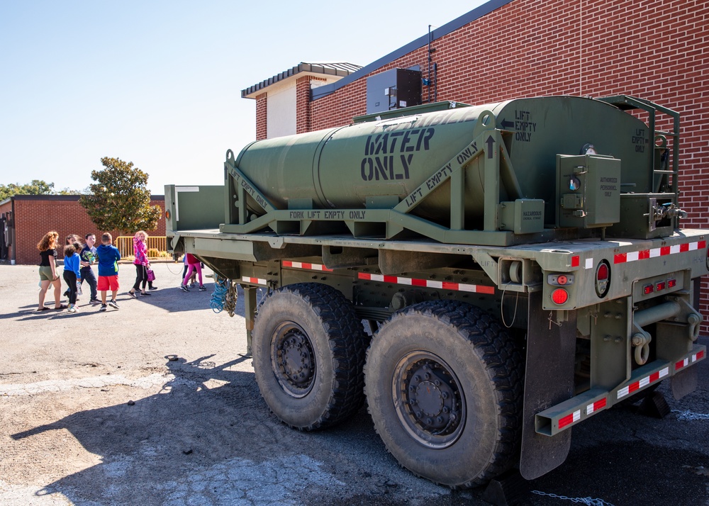 Ark. National Guard Delivers Potable Water to Bald Knob School District